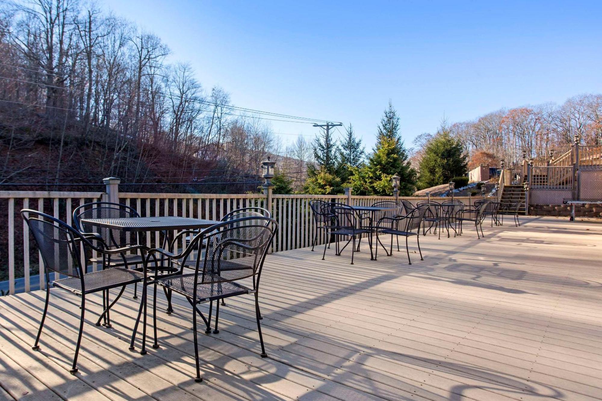 Bluegreen Vacations Blue Ridge Village, An Ascend Resort Banner Elk Exterior photo